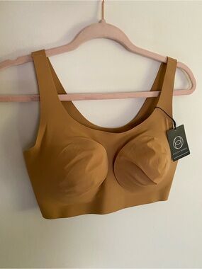 Evelyn Bobby Structured Scoop Bra